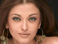 Aishwarya Rai with big Indian earrings