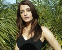Aishwarya Rai in sexy black top with her long straight haircut