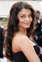 The beautiful Aishwarya Rai with curly hair